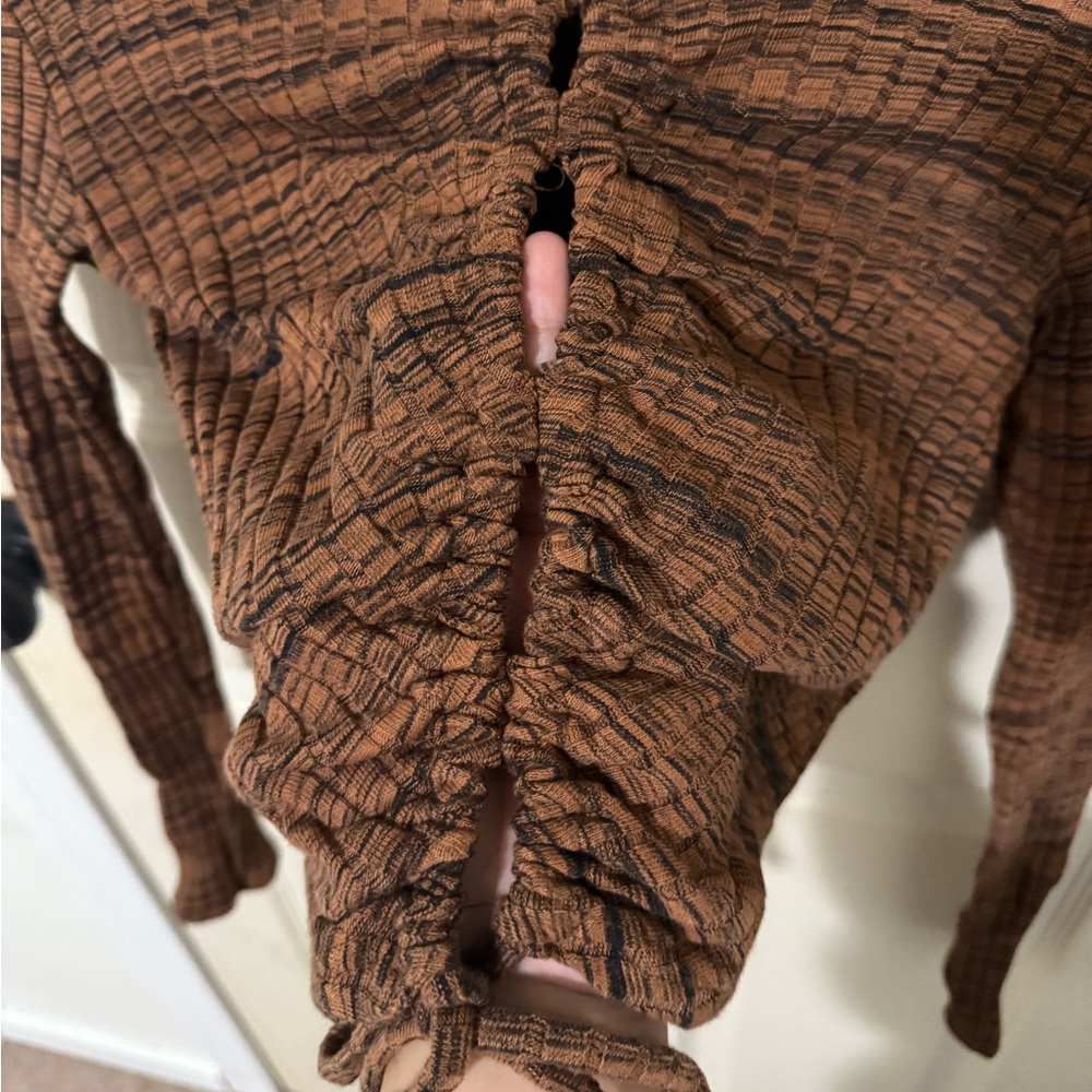 Zara Brown Ruched Cropped Long Sleeve Top | Size S - Picture 5 of 12
